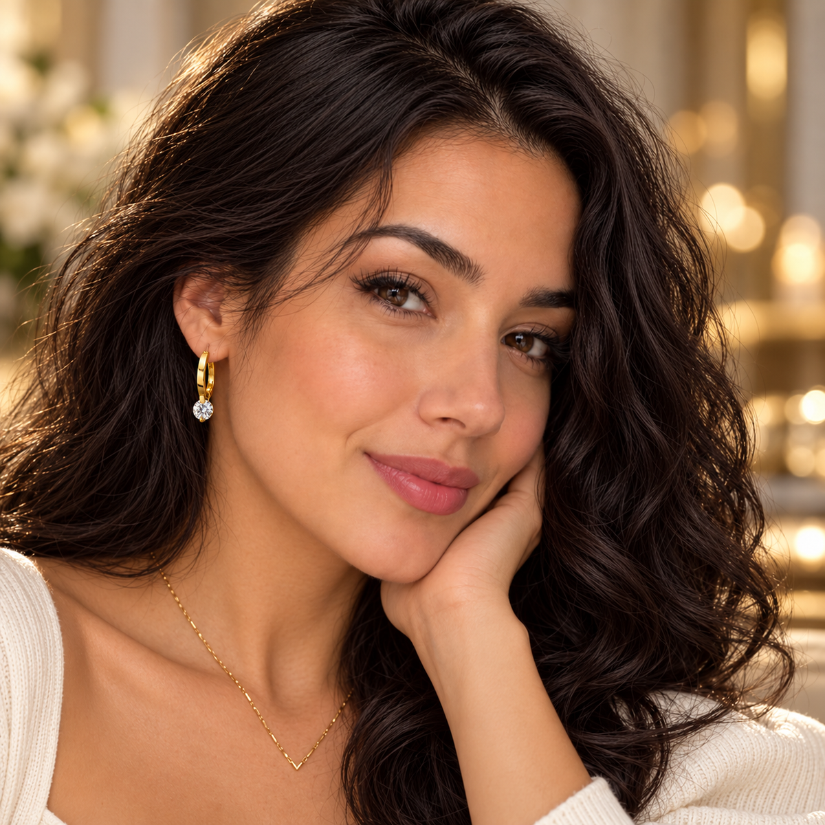 Brinco Zenory Lumière – Brilho Cristalino em Dourado