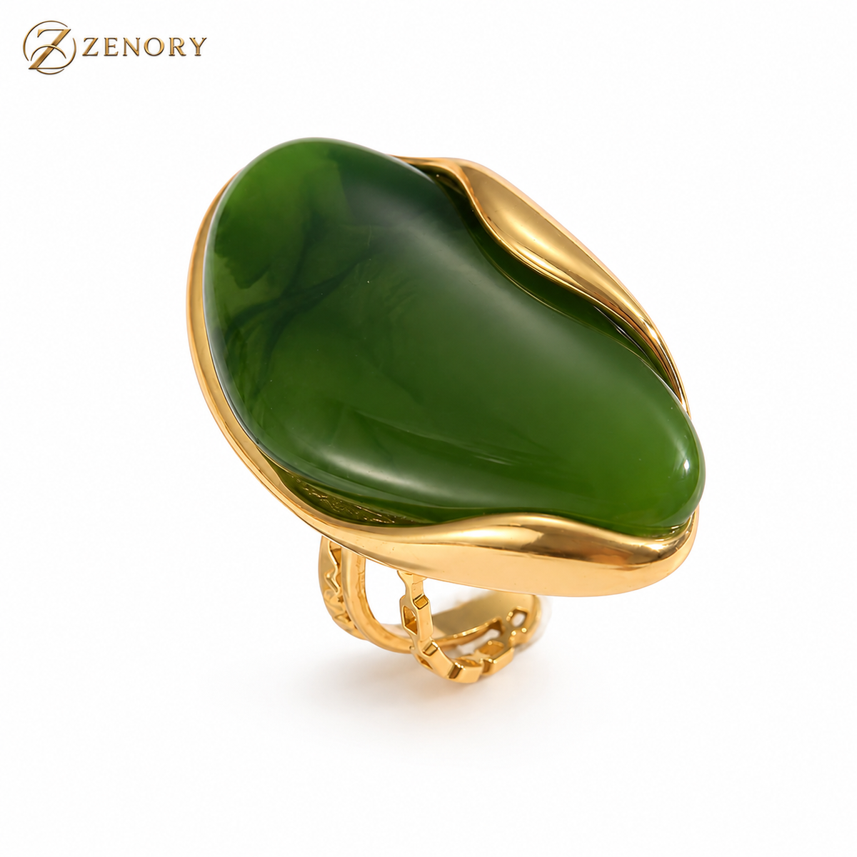 Anel Elo Lumière Cravejado – Elegância Dourada Zenory