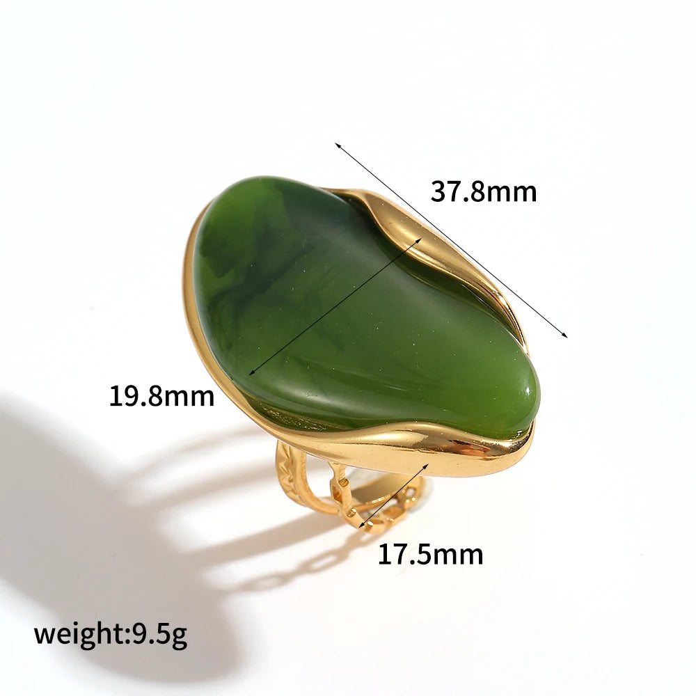 Anel Elo Lumière Cravejado – Elegância Dourada Zenory