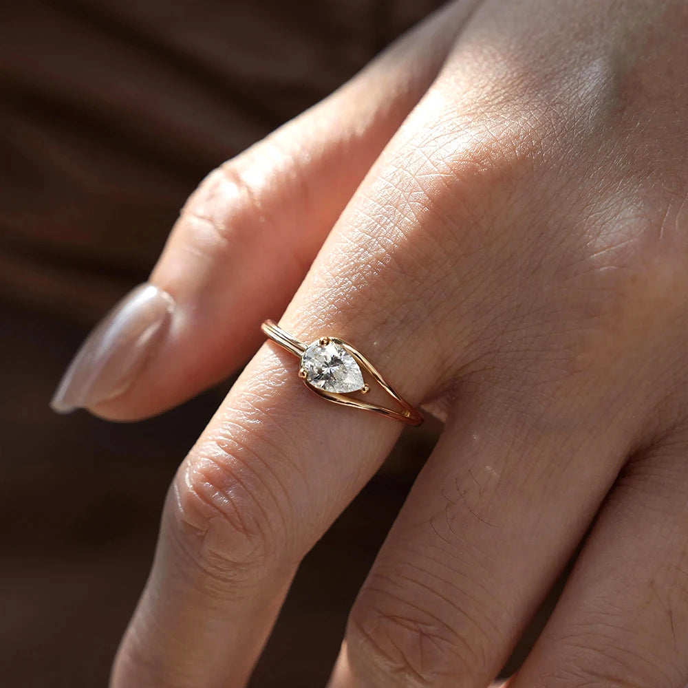 Anel Z9 Éclat Pera – Prata 925 com Moissanita 1CT
