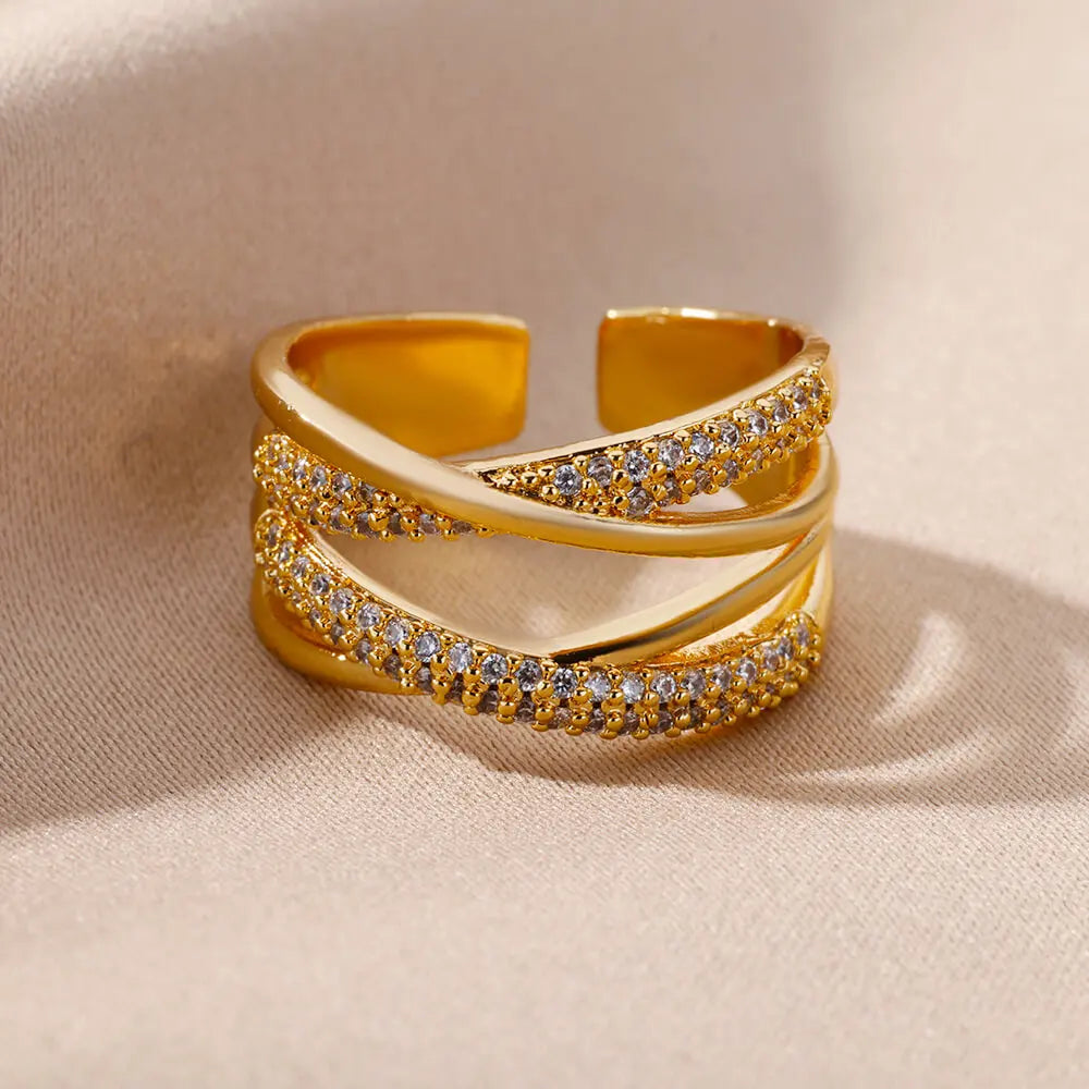 Anel ZENORY Éclat Dourado em Aço Inoxidável com Zircônias Cravejadas – Ajustável