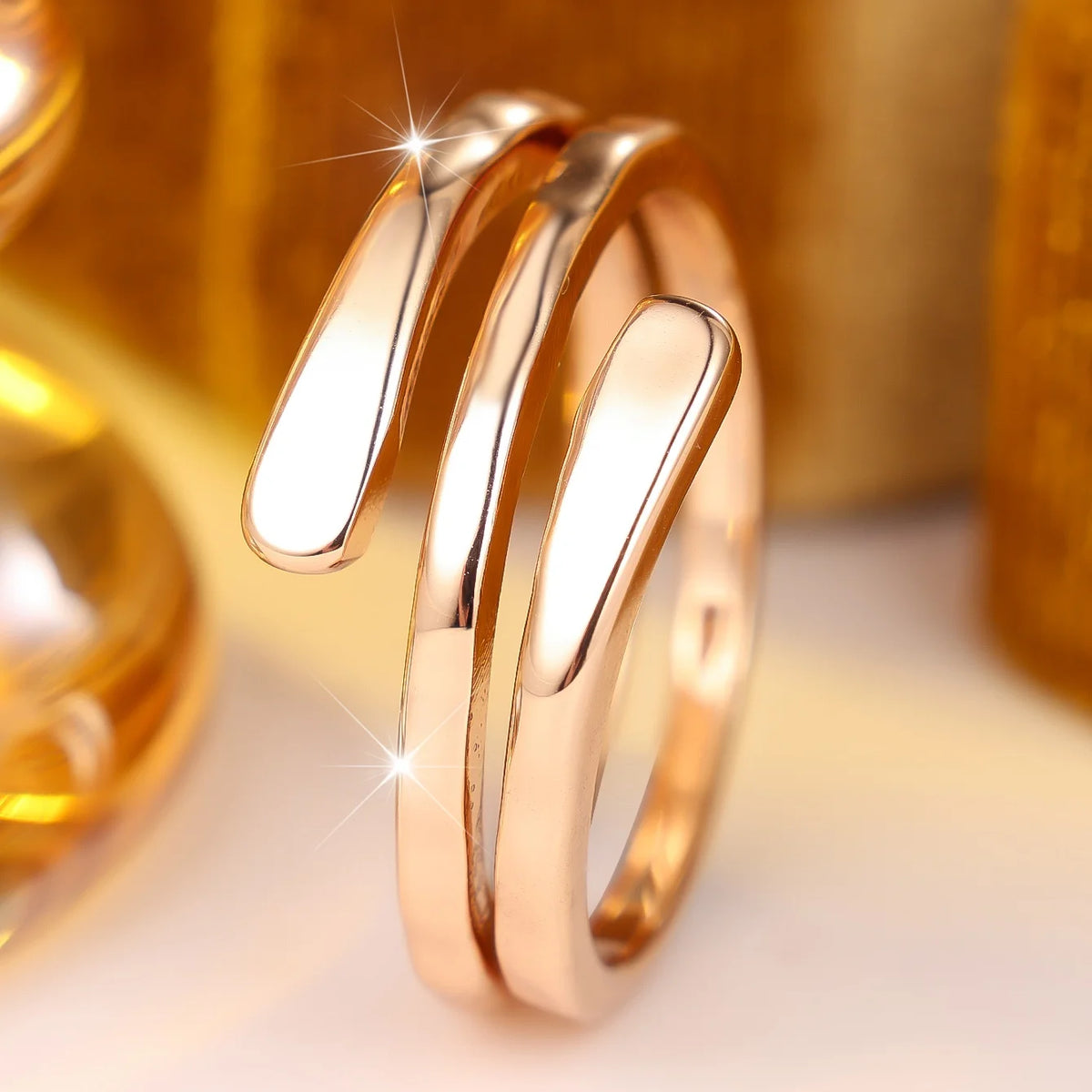 Anel ZENORY Auréline Signature — Design Escultural Dourado