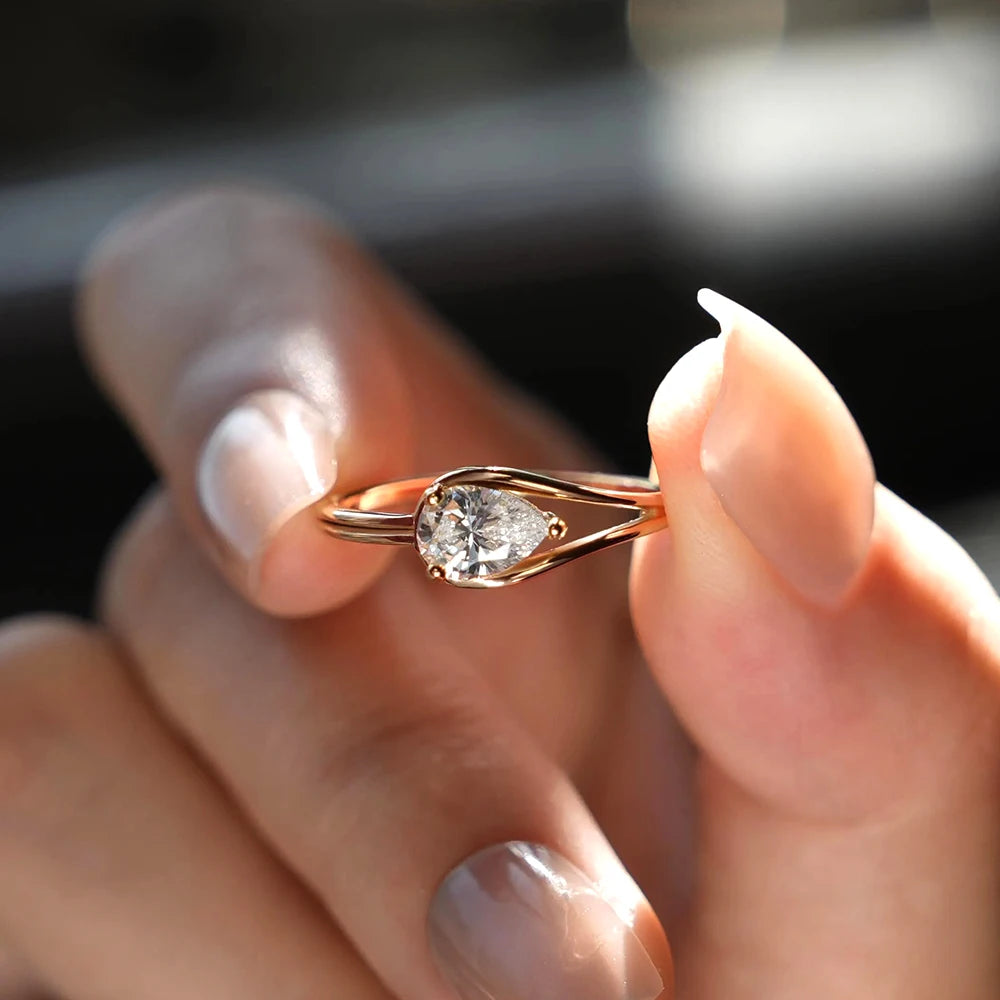 Anel Z9 Éclat Pera – Prata 925 com Moissanita 1CT