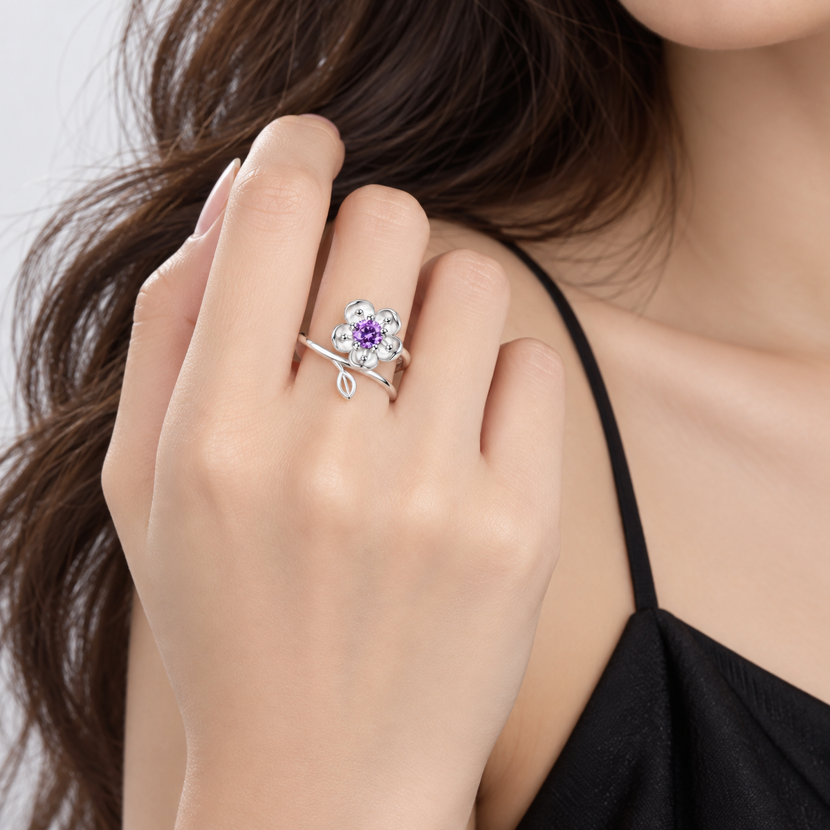 Anel Flor de Aurora em Prata 925 com Zircônia Rosa.
